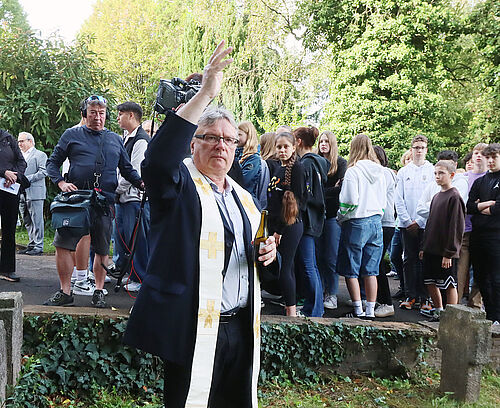 csm Erinnerungstafel Friedhof 19 09 23 bo 1 facd50295f