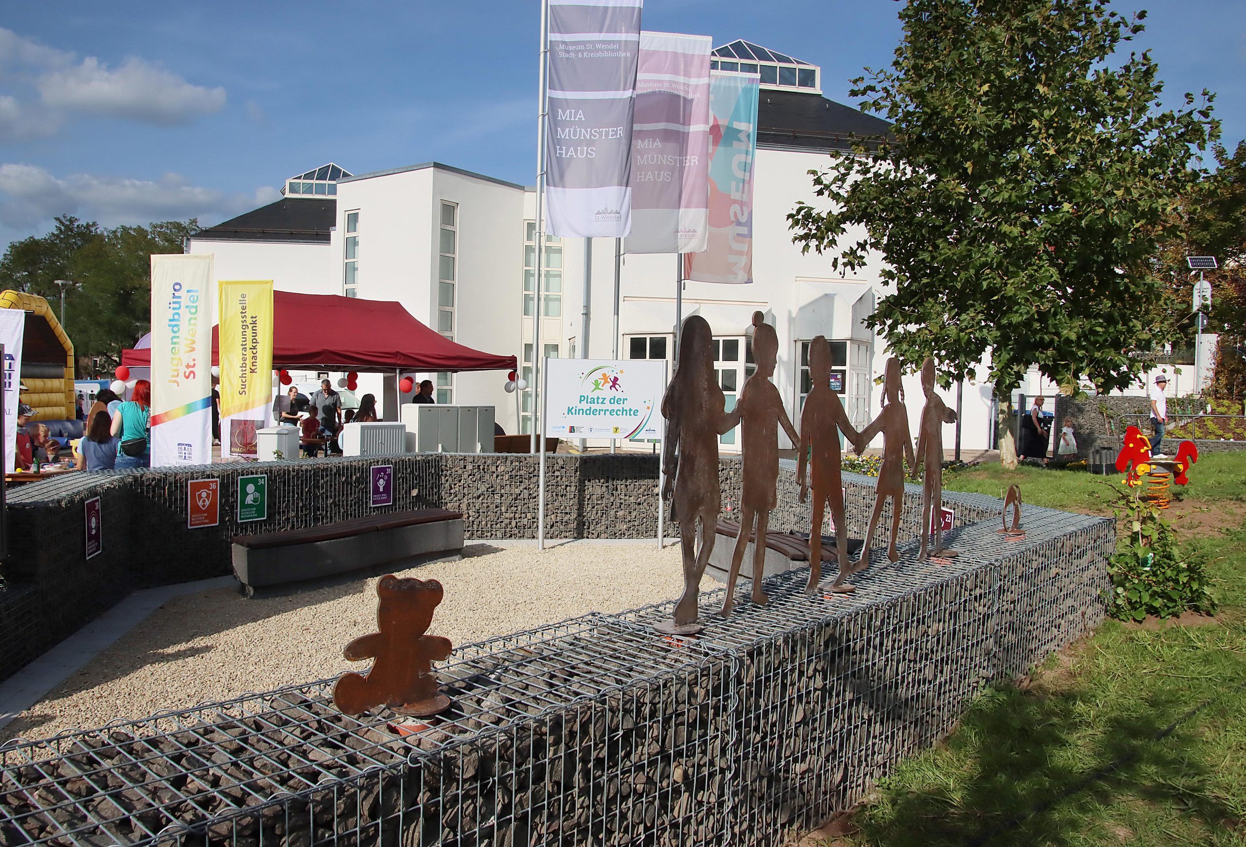 Einweihung Platz der Kinderrechte 30 09 23 bo 11d klein scaled