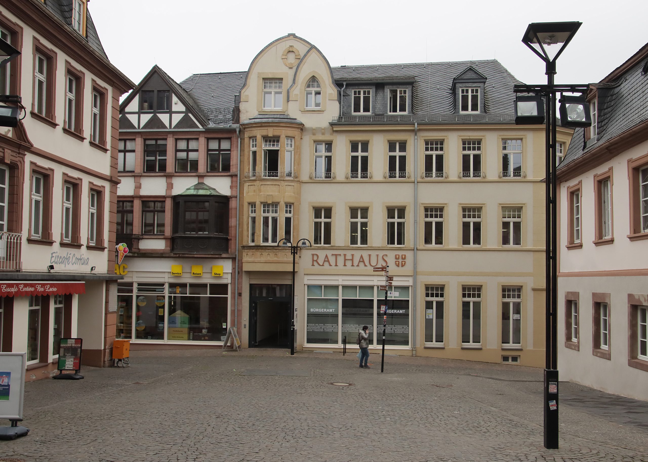 Rathauseingang wieder frei 16 02 22 bo 2 1 scaled