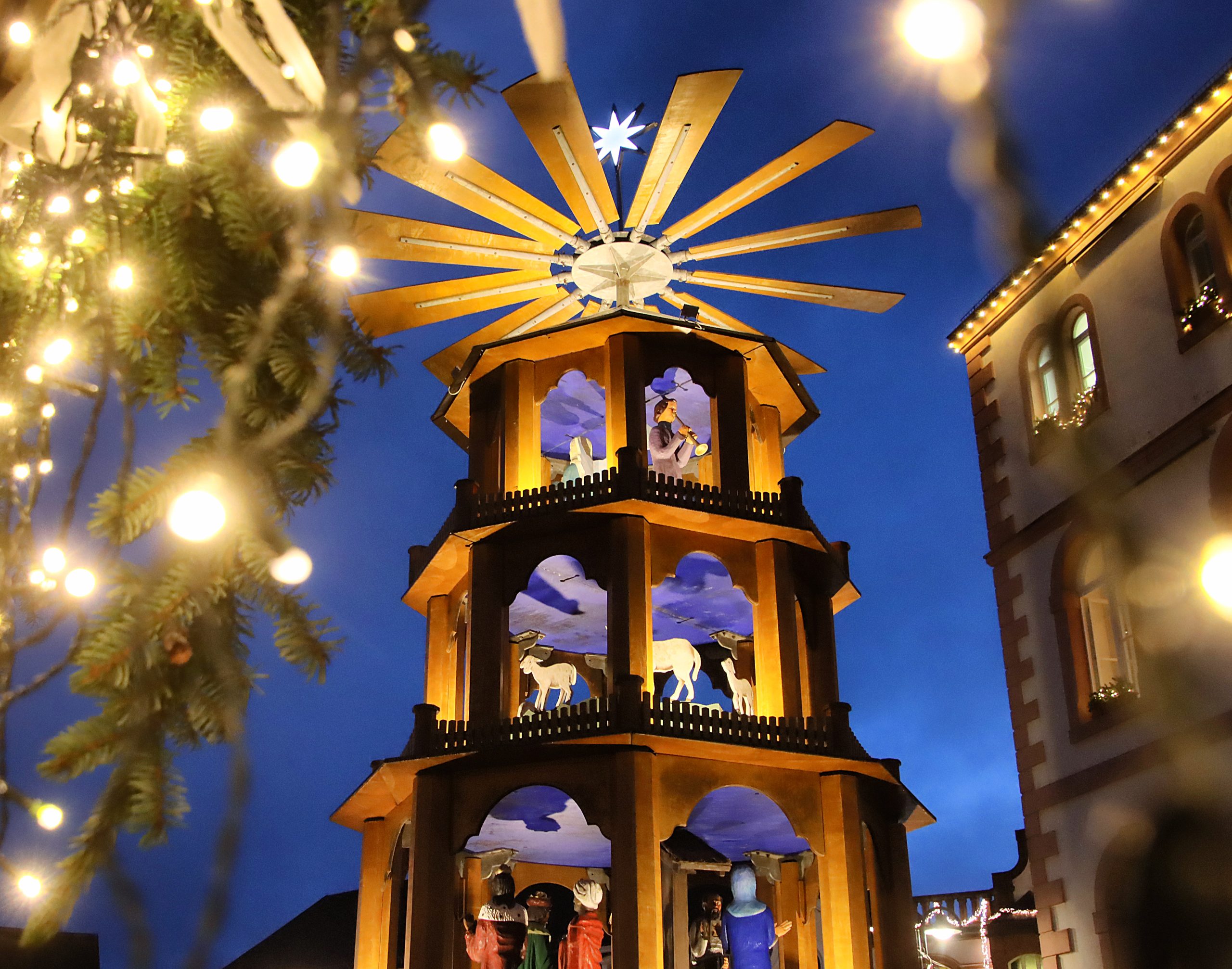 Weihnachtsmarkt St Wendel 12 12 23 bo 1b scaled