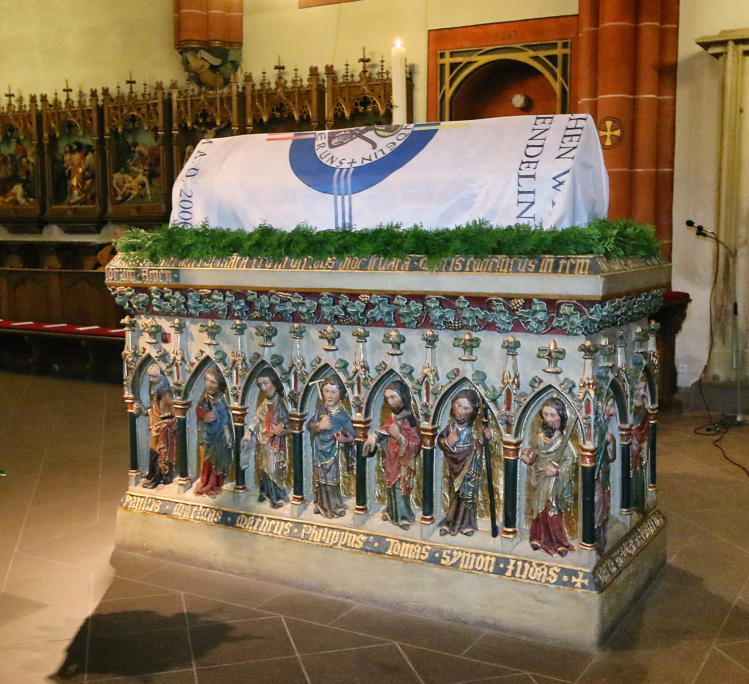 Wallfahrtswoche in StWendel Enthüllung des Schreins 19 10 16 Bo 3 (1)