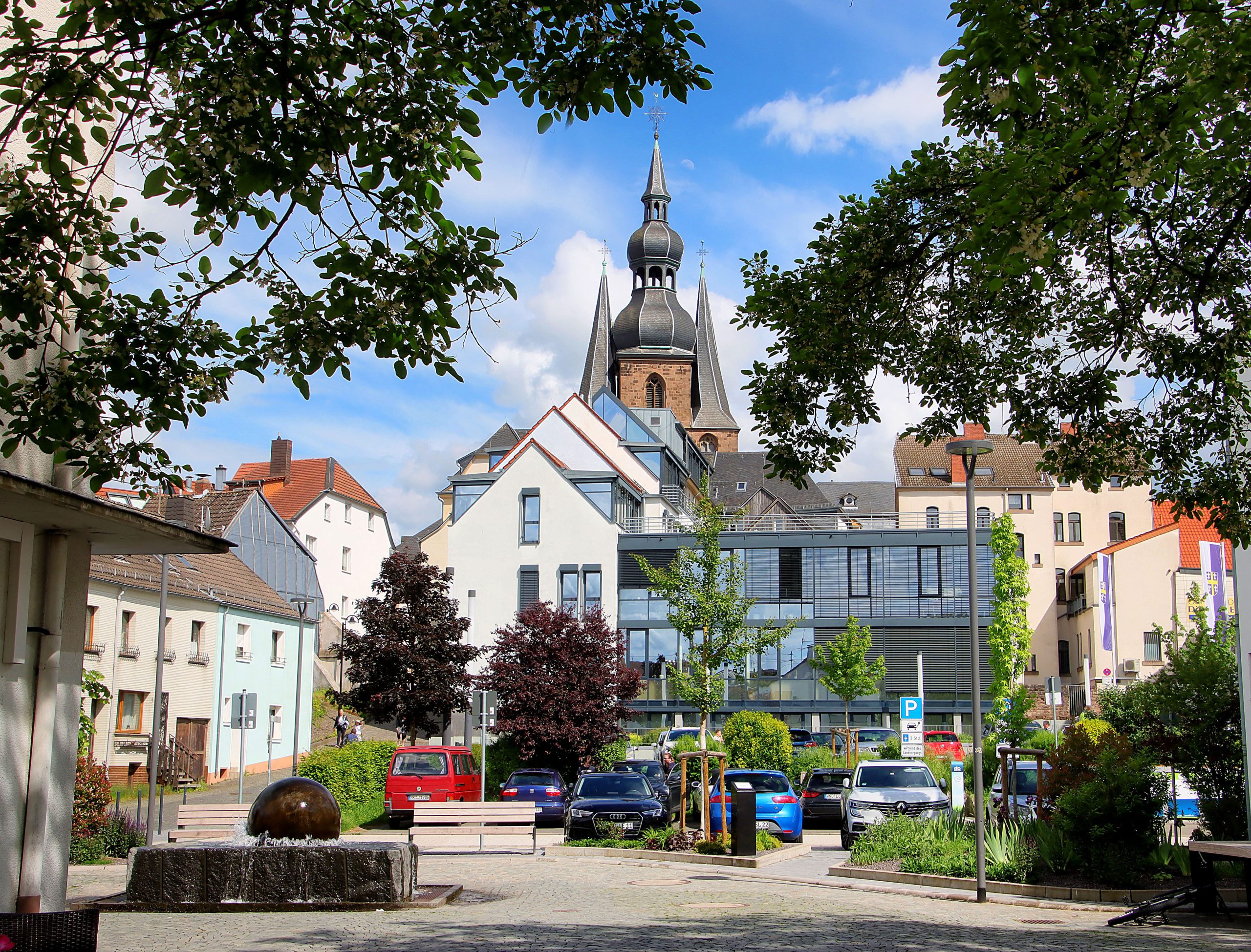 Ansicht Kugelbrunnen-Rathaus-16-05-24- bo-1c