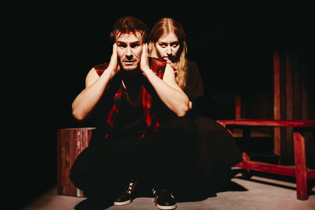 Black Mountain_1_Foto Cop Andreas Bassimir_Theatergastspiele Fürth